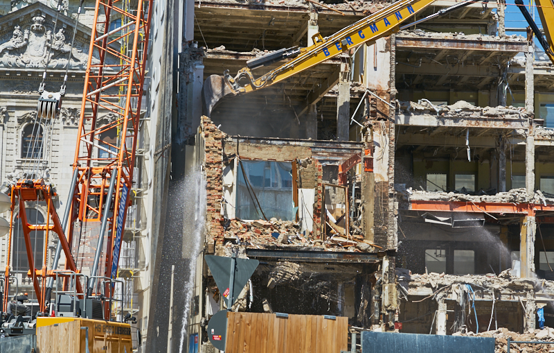 04.07.2019 - Abriss des Spiegelzimmer im Königshof München
