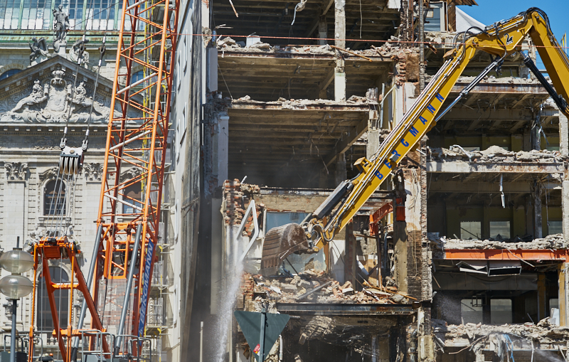 04.07.2019 - Abriss des Spiegelzimmer im Königshof München