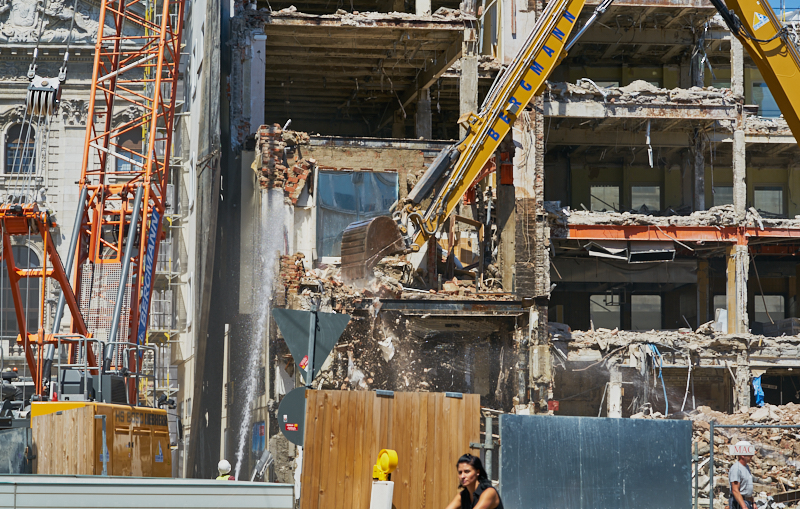 04.07.2019 - Abriss des Spiegelzimmer im Königshof München