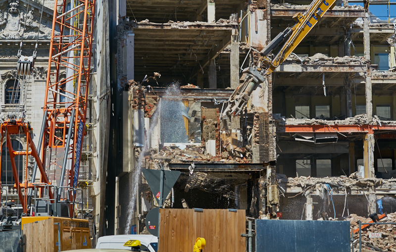 04.07.2019 - Abriss des Spiegelzimmer im Königshof München