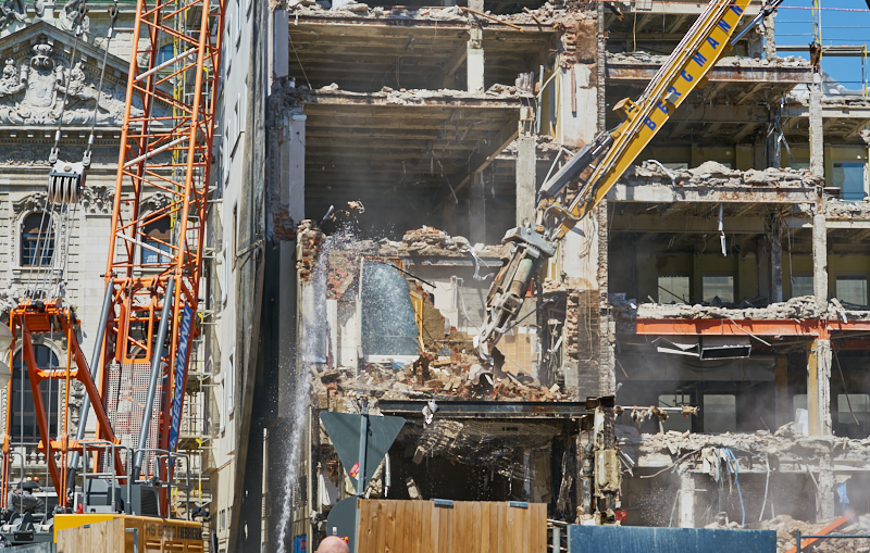 04.07.2019 - Abriss des Spiegelzimmer im Königshof München