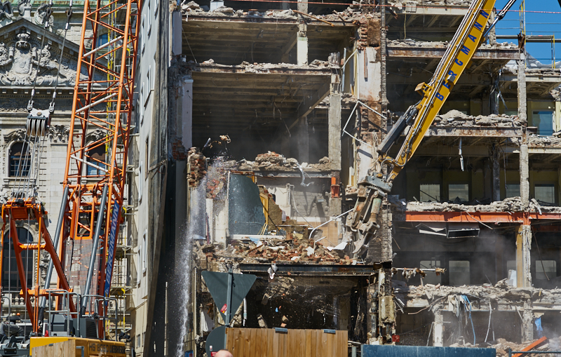 04.07.2019 - Abriss des Spiegelzimmer im Königshof München