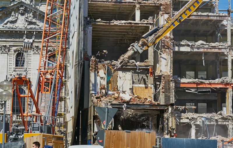 04.07.2019 - Abriss des Spiegelzimmer im Königshof München