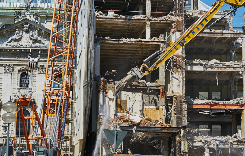 04.07.2019 - Abriss des Spiegelzimmer im Königshof München