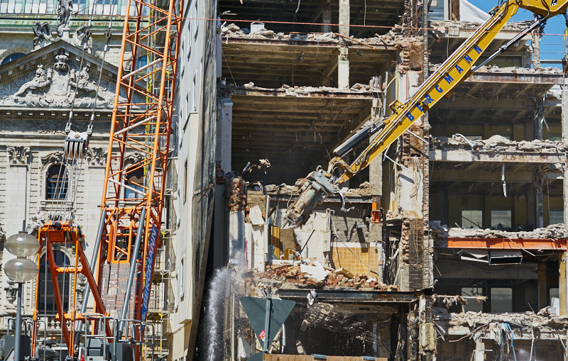 04.07.2019 - Abriss des Spiegelzimmer im Königshof München