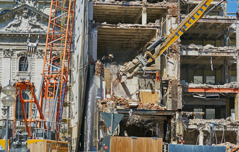 04.07.2019 - Abriss des Spiegelzimmer im Königshof München