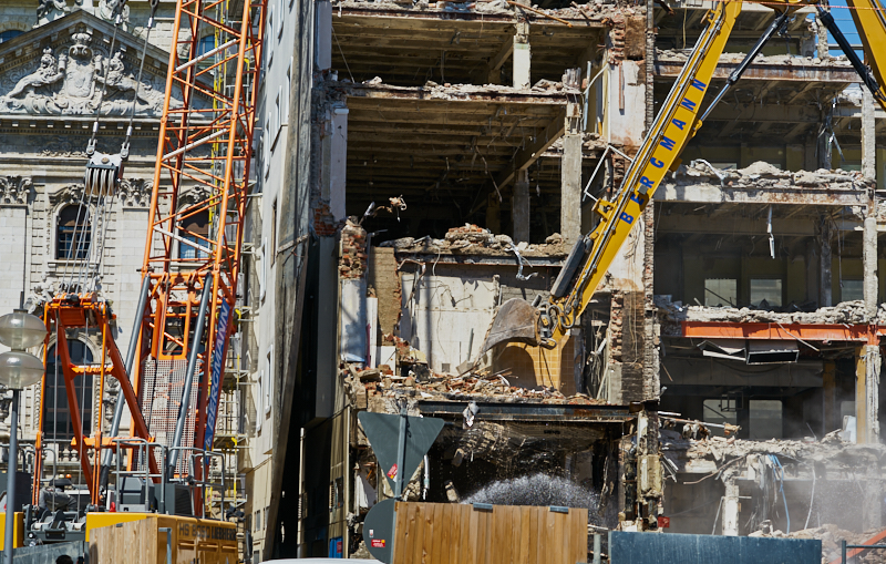 04.07.2019 - Abriss des Spiegelzimmer im Königshof München