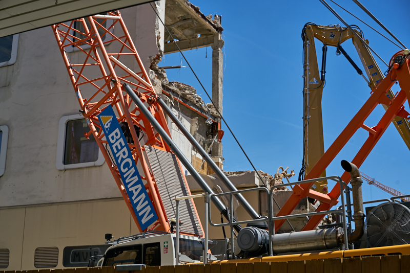 05.07.2019 - Auch auf dem obersten Stockwerk wird gearbeitet