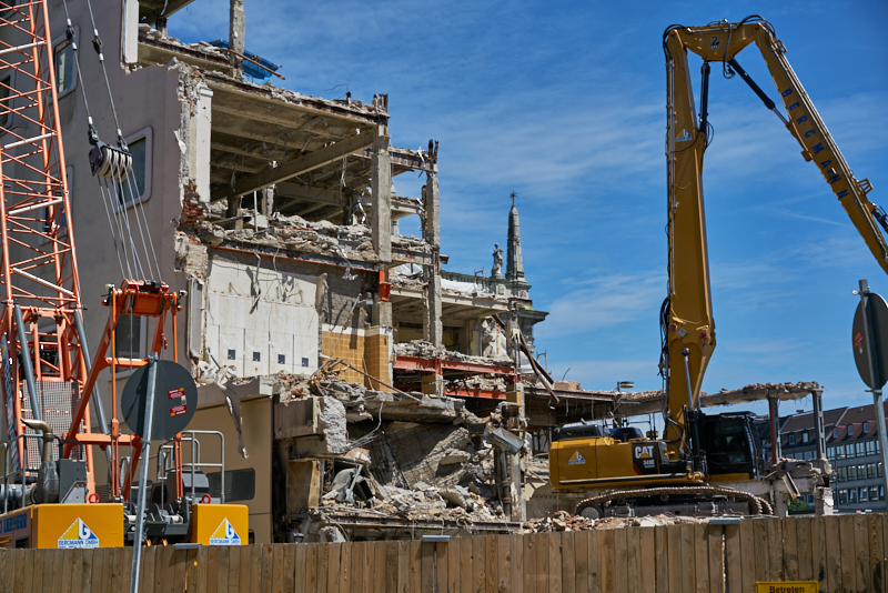 05.07.2019 - Auch auf dem obersten Stockwerk wird gearbeitet