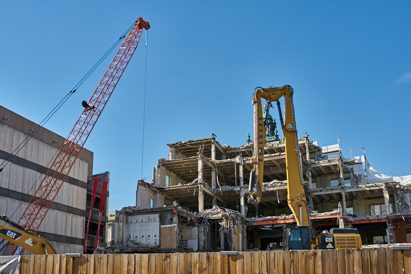 05.07.2019 - Auch auf dem obersten Stockwerk wird gearbeitet