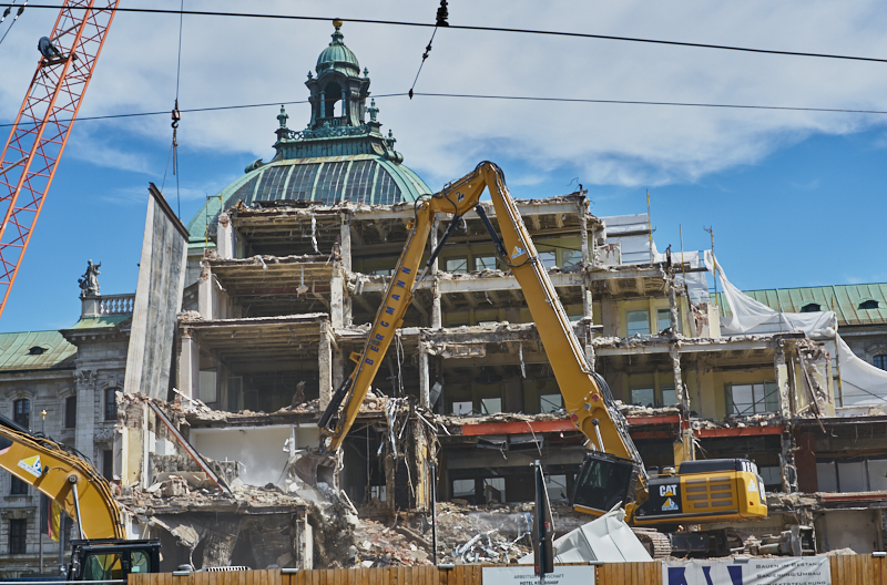 06.07.2019 - Der Abriss des Hotel Königshof