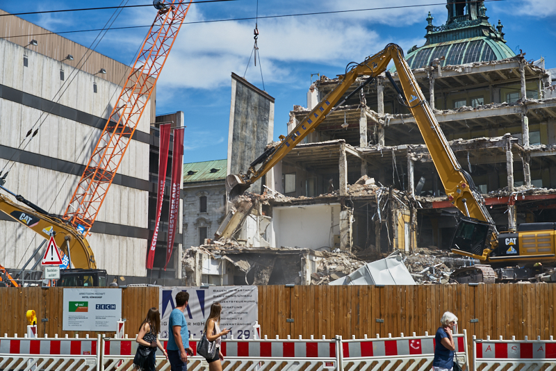 06.07.2019 - Der Abriss des Hotel Königshof