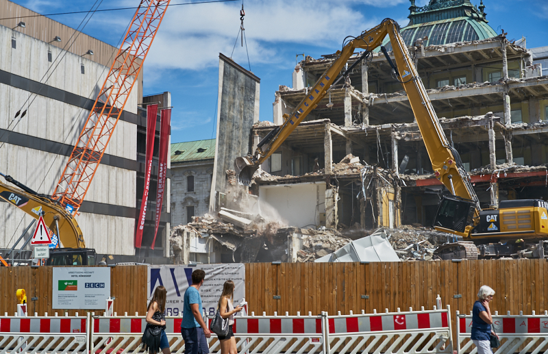 06.07.2019 - Der Abriss des Hotel Königshof