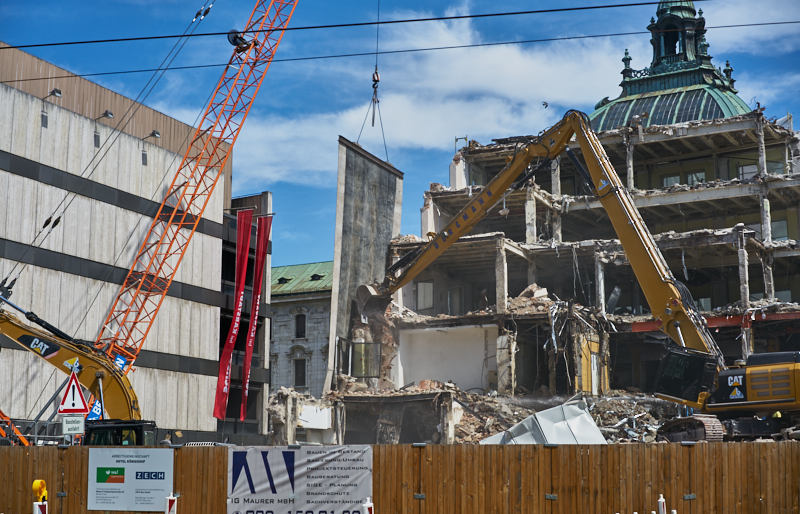 06.07.2019 - Der Abriss des Hotel Königshof