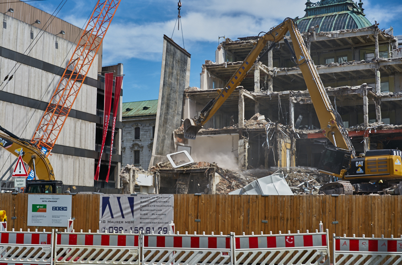 06.07.2019 - Der Abriss des Hotel Königshof