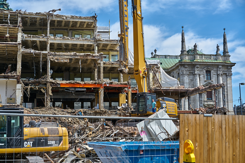 06.07.2019 - Der Abriss des Hotel Königshof