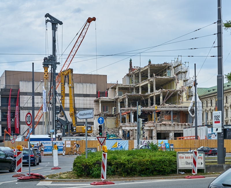 06.07.2019 - Der Abriss des Hotel Königshof