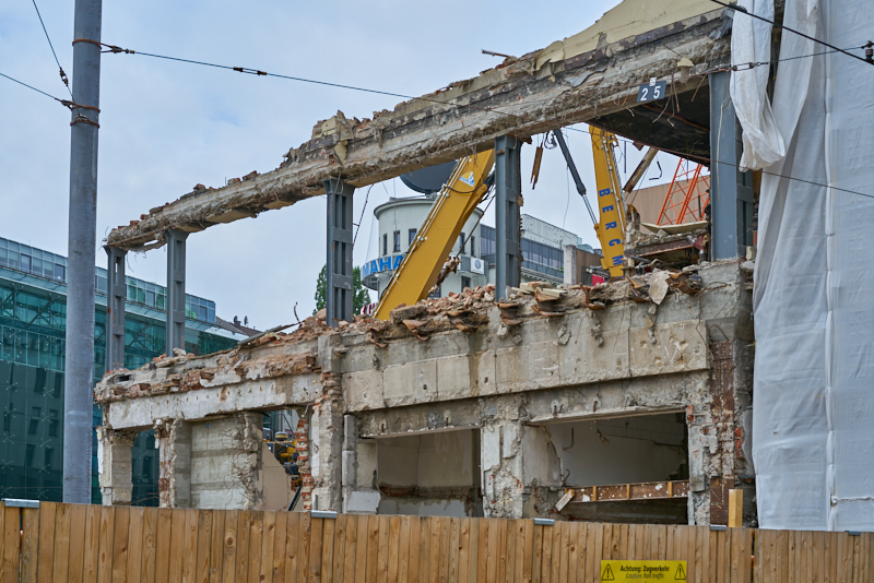 08.07.2019 - Neue Woche beim Abriss des Königshof München