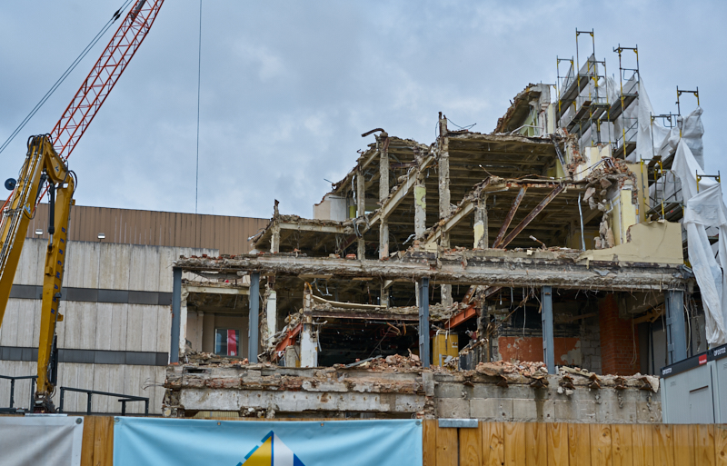 08.07.2019 - Neue Woche beim Abriss des Königshof München