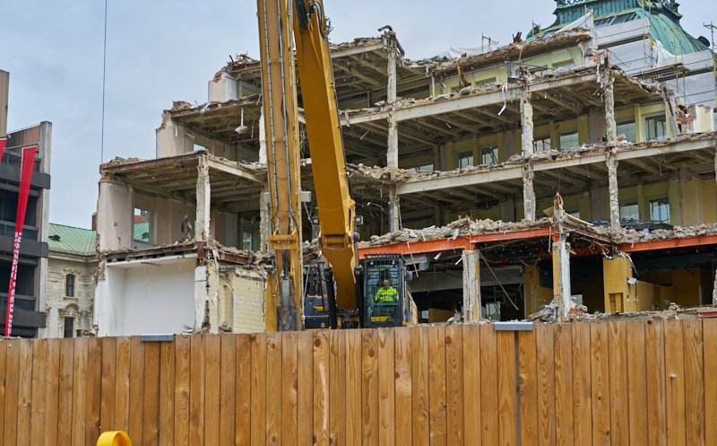08.07.2019 - Neue Woche beim Abriss des Königshof München