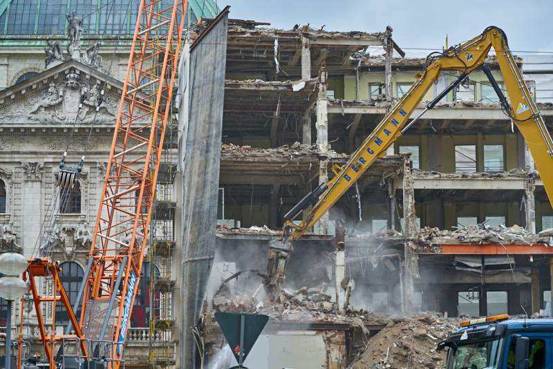 08.07.2019 - Neue Woche beim Abriss des Königshof München