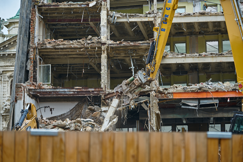 08.07.2019 - Neue Woche beim Abriss des Königshof München