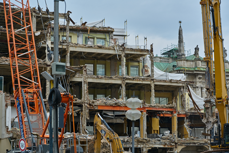 08.07.2019 - Neue Woche beim Abriss des Königshof München