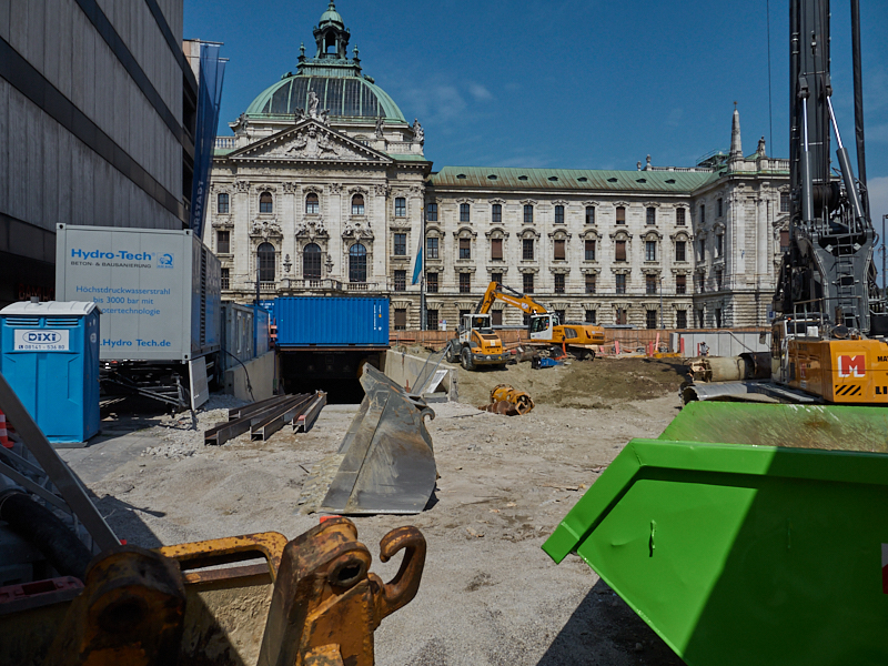 28.08.2019 - Hotel Köbigshof in München. Die Baustelle