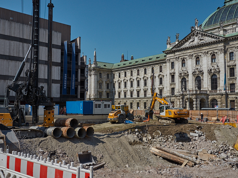 28.08.2019 - Hotel Köbigshof in München. Die Baustelle