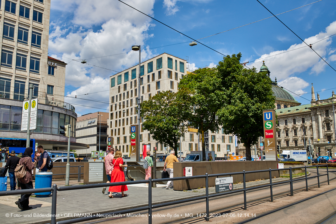 06.07.2023 - das Luxushotel Königshof verliert sein Gerüst