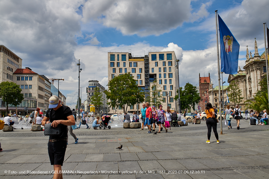 06.07.2023 - das Luxushotel Königshof verliert sein Gerüst