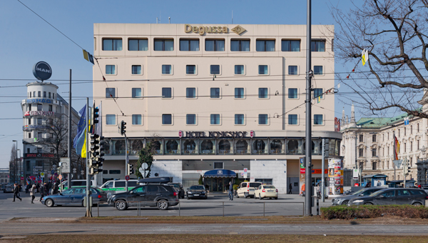 Abriss - Königshof am Stachus.