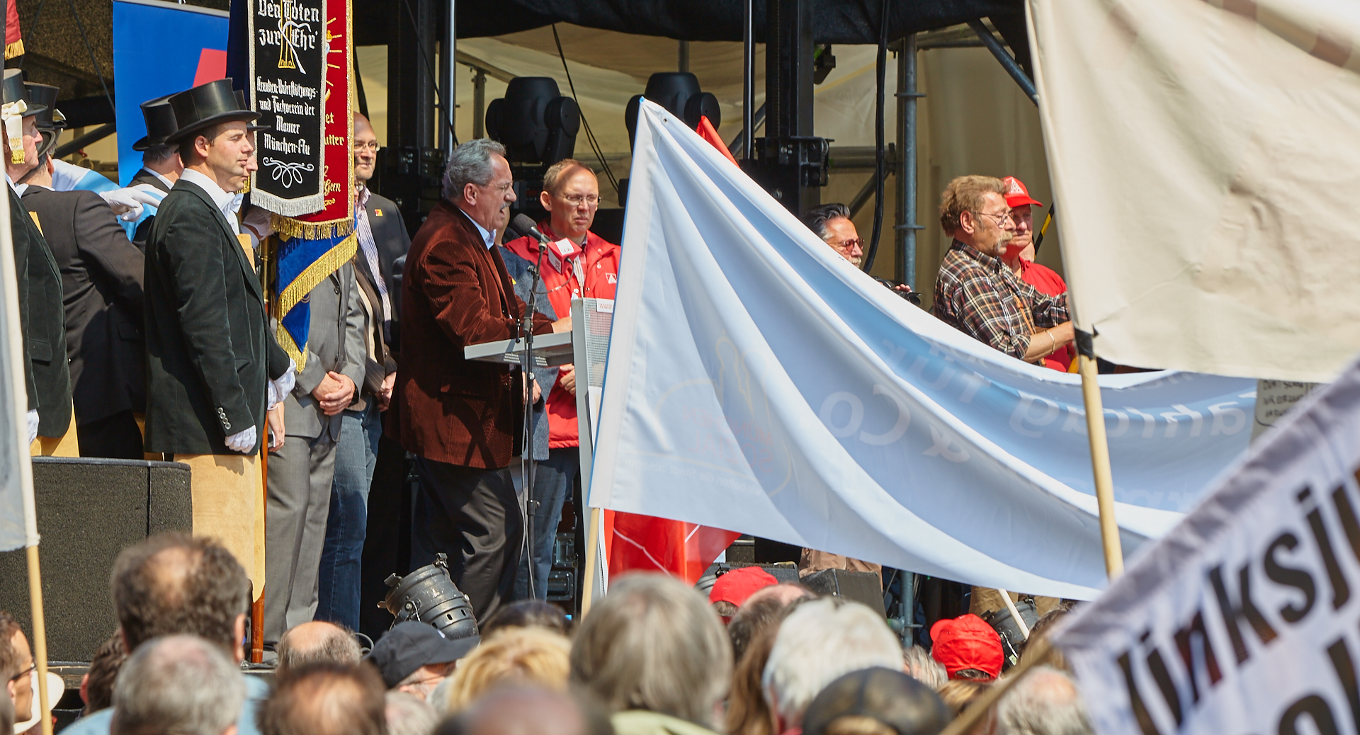 1. Mai 2009 - Kundgebung auf dem Marienplatz