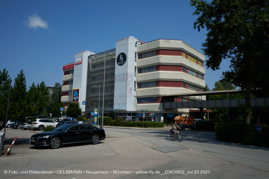 20.07.2021 - Oktavian und Feringastrasse in Unterföhring