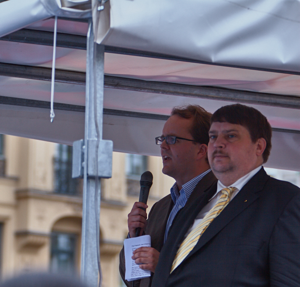 17.07.2009 - Uighuren-Demo auf dem Marienplatz München