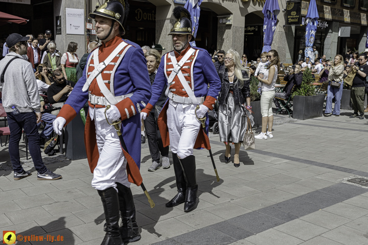 weisswurst-parade-im-donisl-und-marienplatz_Photographed-by-Gelbmann__MG_3660.jpg