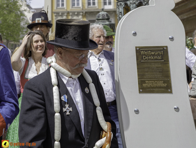 weisswurst-parade-im-donisl-und-marienplatz_Photographed-by-Gelbmann__MG_3850.jpg