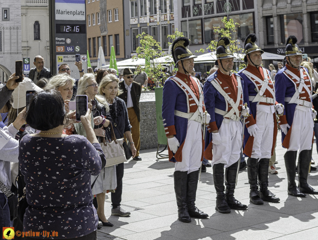 weisswurst-parade-im-donisl-und-marienplatz_Photographed-by-Gelbmann__MG_3888.jpg