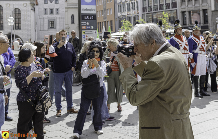 weisswurst-parade-im-donisl-und-marienplatz_Photographed-by-Gelbmann__MG_3949.jpg