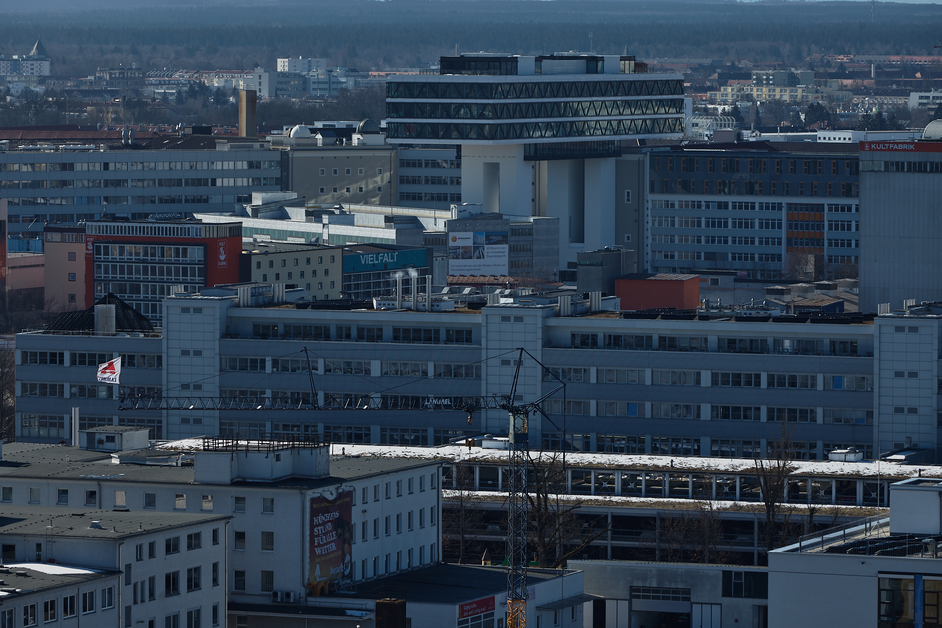 24.02.2012 - Panoramablick auf das Werksgekände, Kunstpark-Ost und Kultfabrik