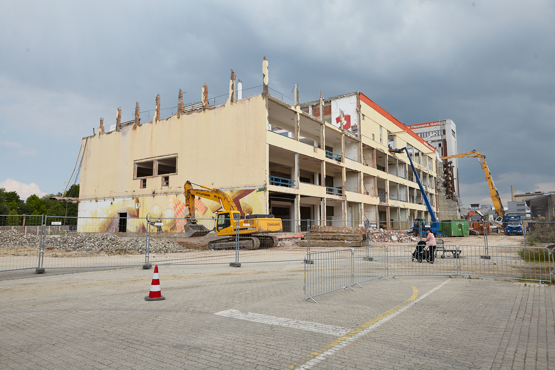 03.06.2014 - Baustelle in der Kultfabrik, dem zukünftgen WERKSVIERTEL MITTE