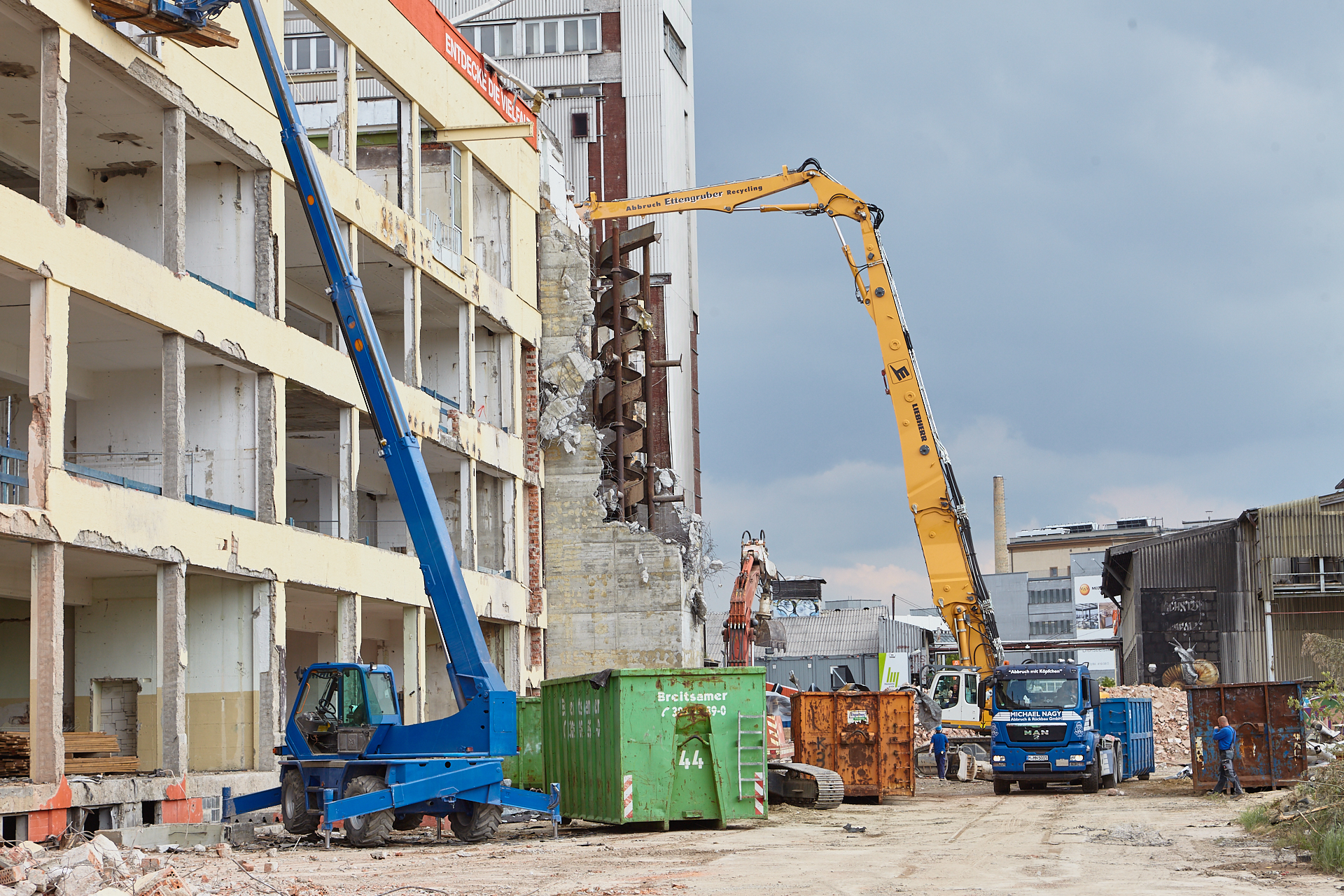 03.06.2014 - Baustelle in der Kultfabrik, dem zukünftgen WERKSVIERTEL MITTE