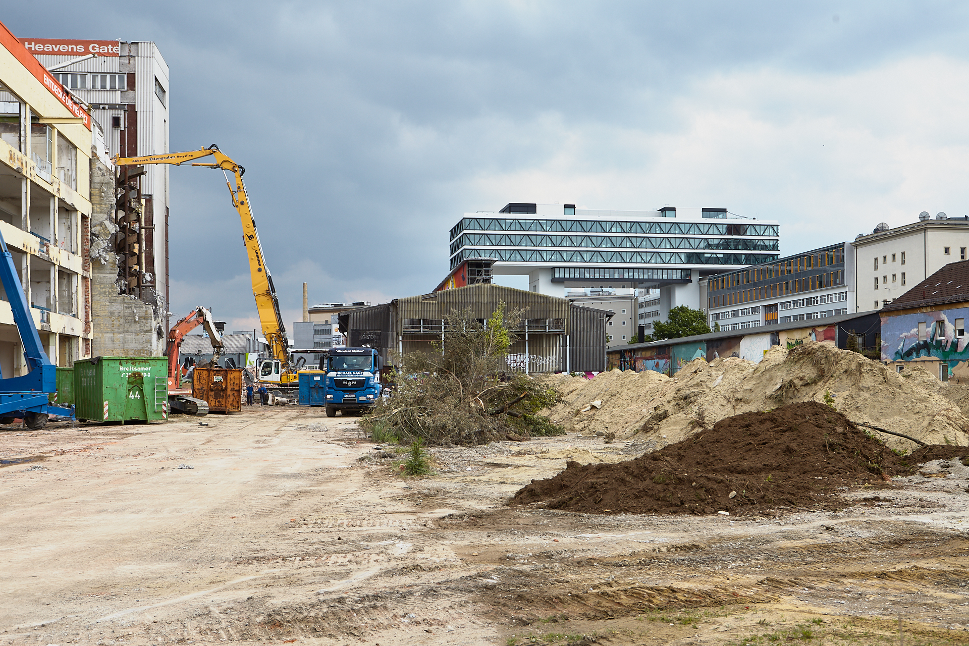 03.06.2014 - Baustelle in der Kultfabrik, dem zukünftgen WERKSVIERTEL MITTE