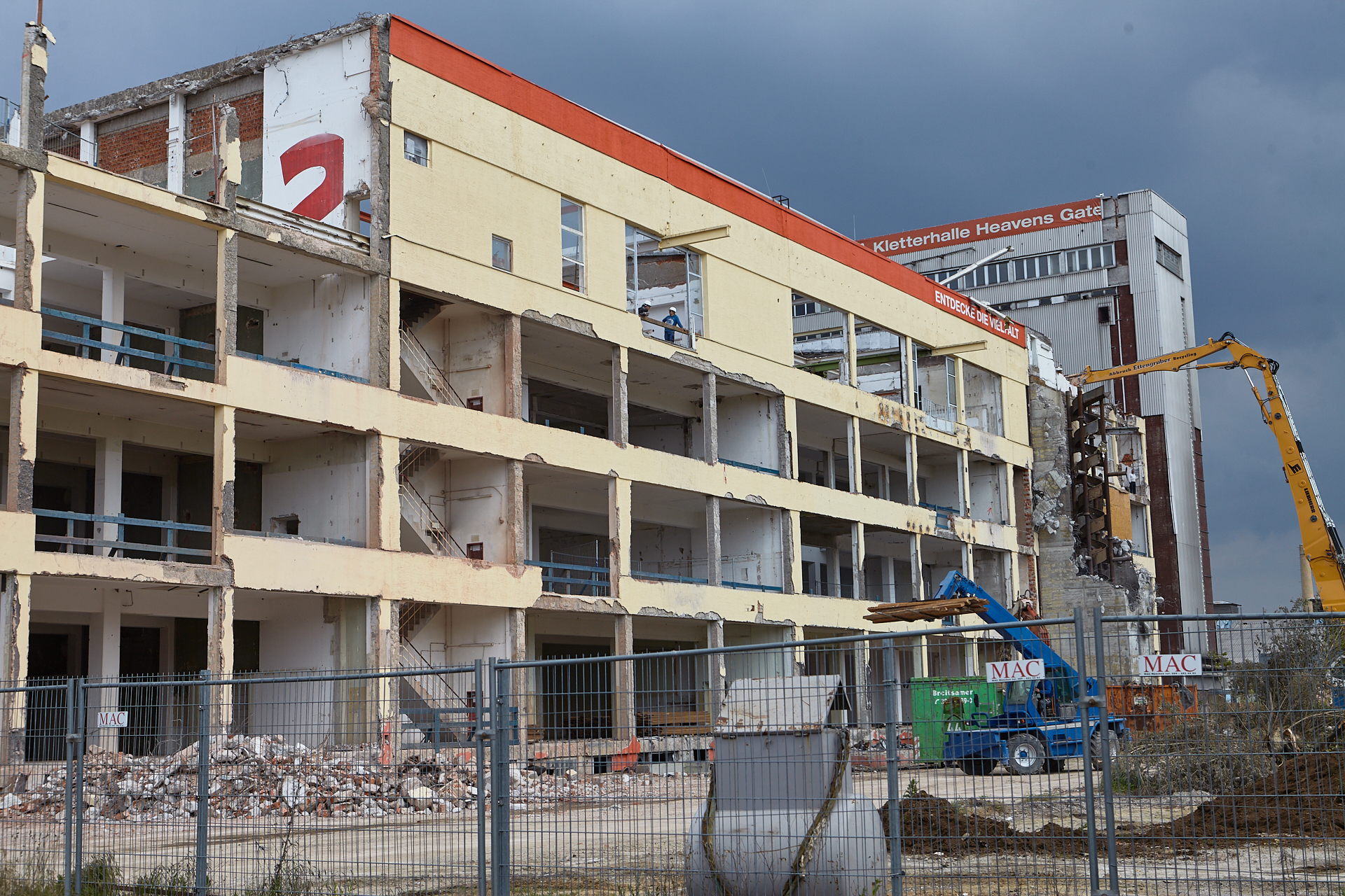 03.06.2014 - Baustelle in der Kultfabrik, dem zukünftgen WERKSVIERTEL MITTE