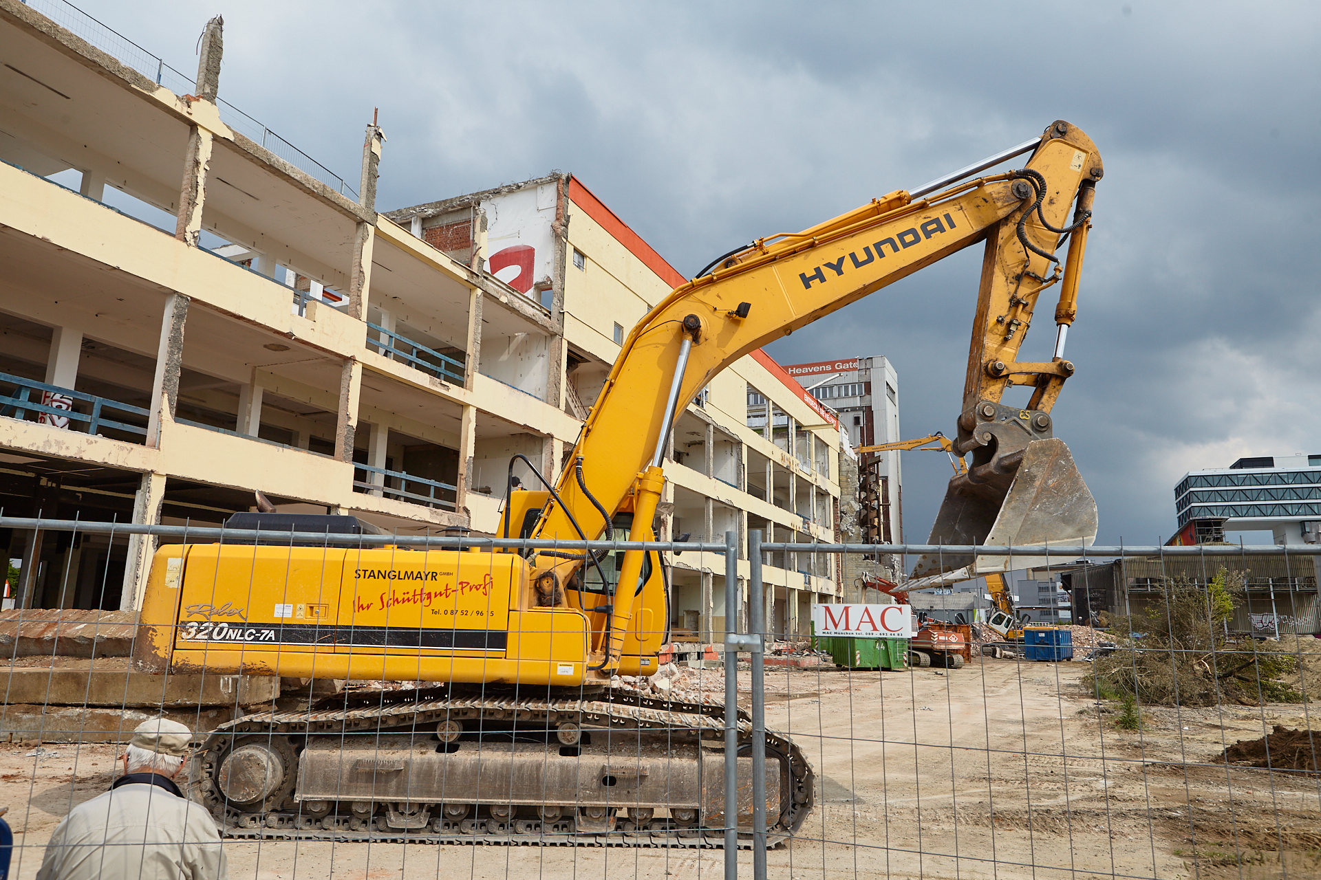 03.06.2014 - Baustelle in der Kultfabrik, dem zukünftgen WERKSVIERTEL MITTE