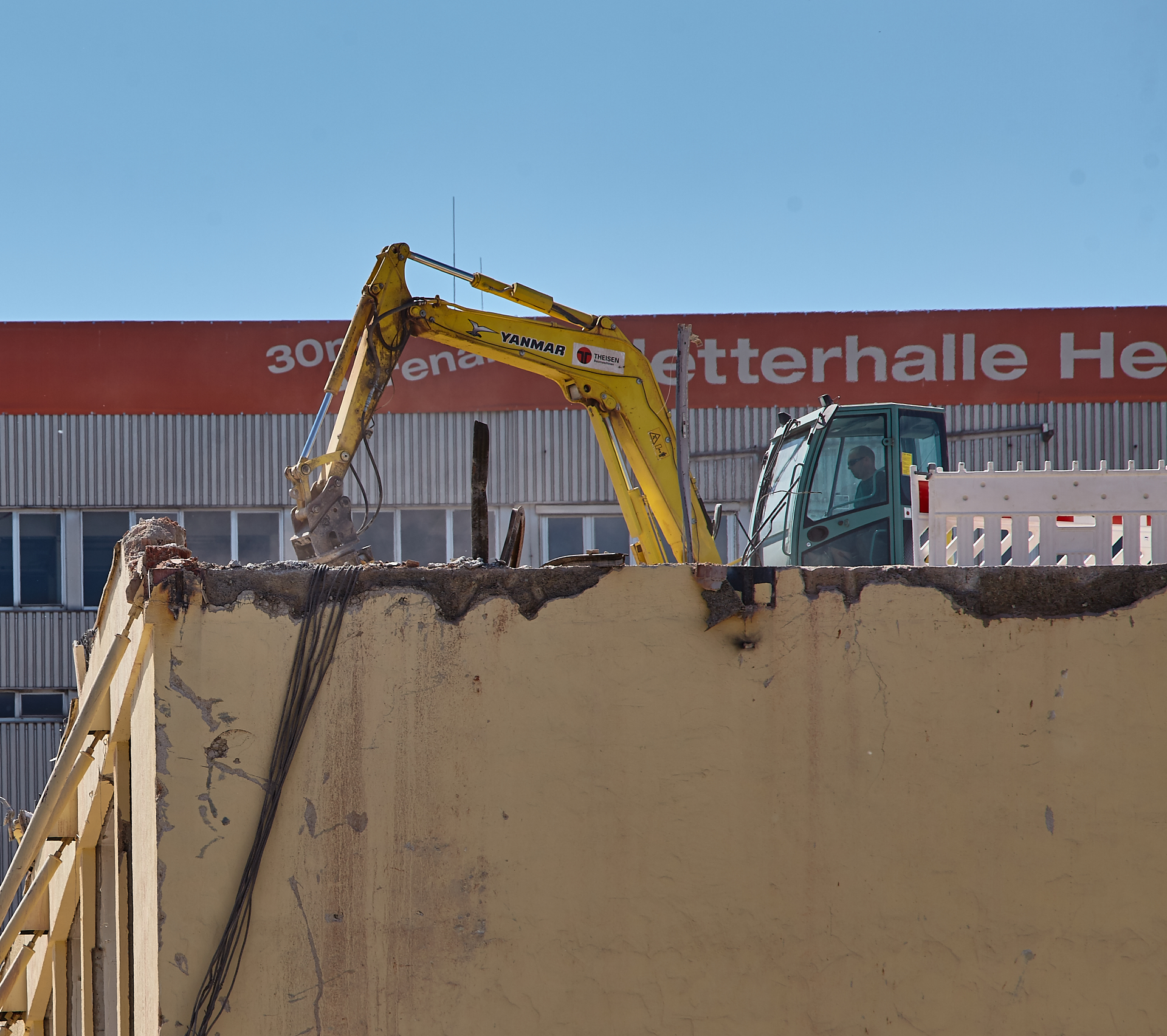 04.06.2014 - Die KULTFABRIK wird abgerissen