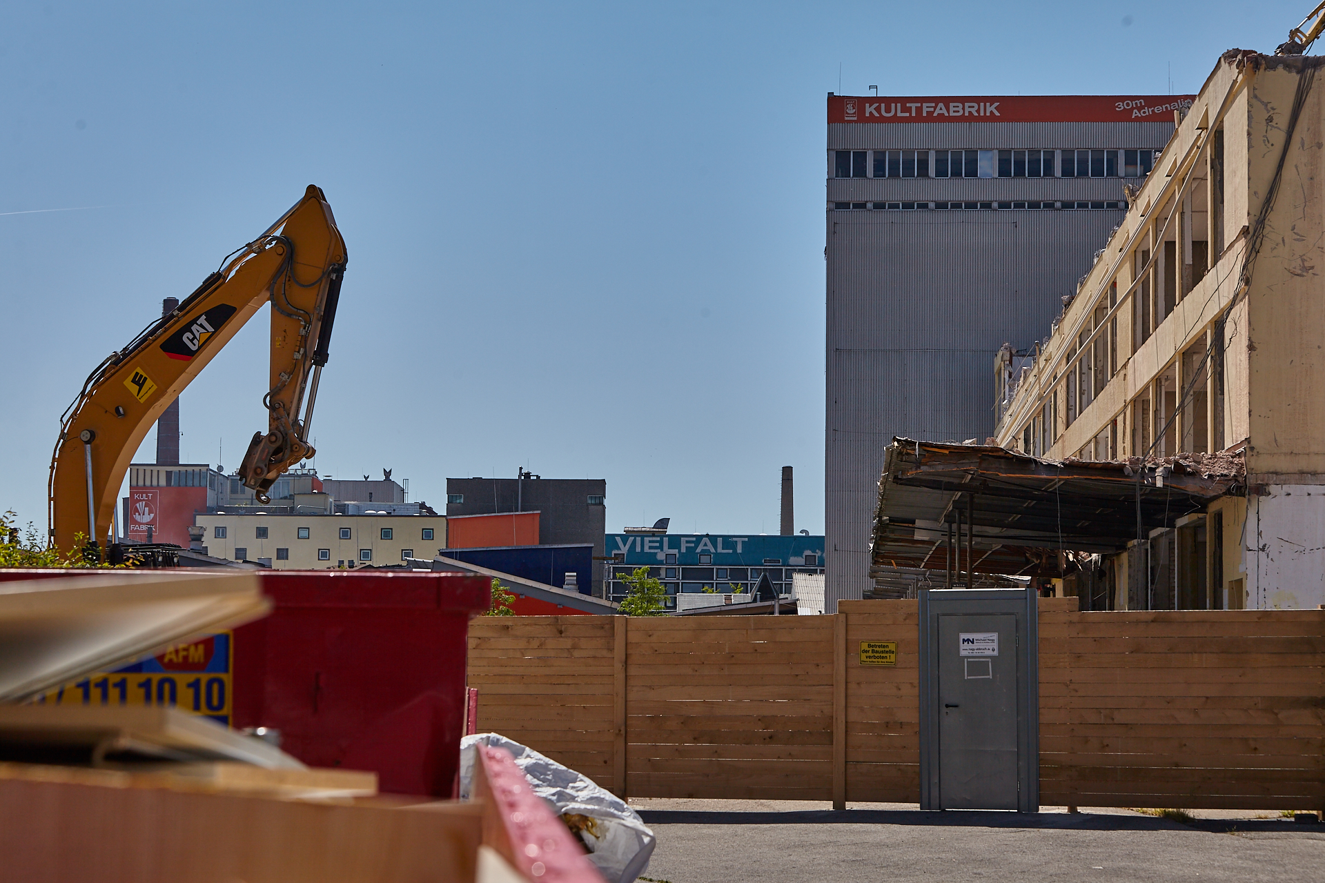 04.06.2014 - Die KULTFABRIK wird abgerissen