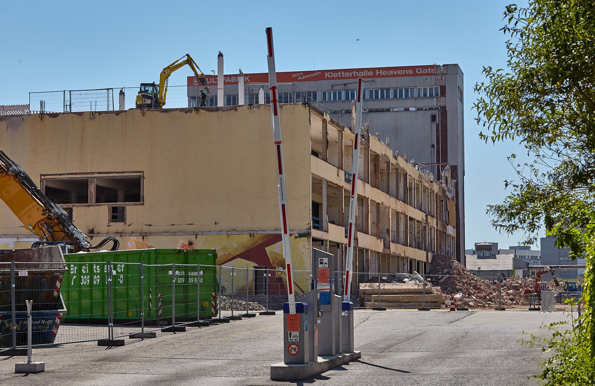 04.06.2014 - Die KULTFABRIK wird abgerissen