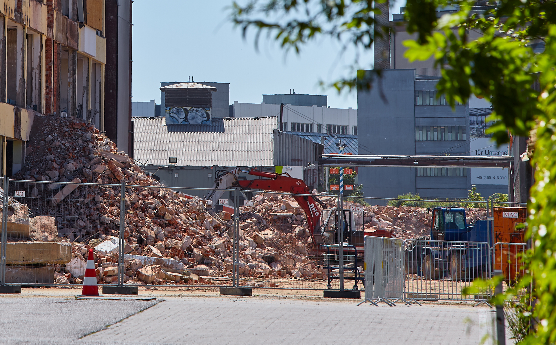 04.06.2014 - Die KULTFABRIK wird abgerissen