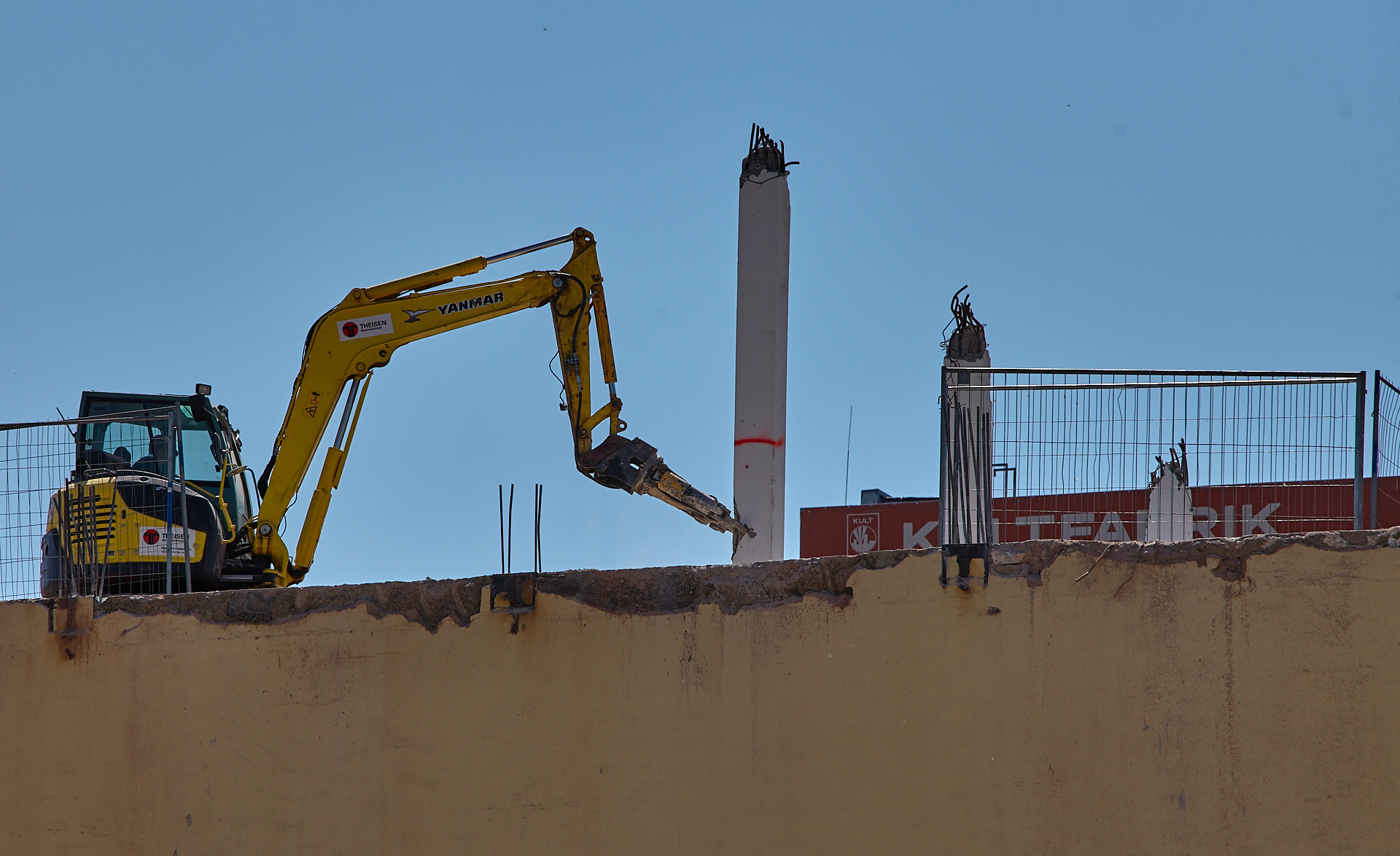04.06.2014 - Die KULTFABRIK wird abgerissen
